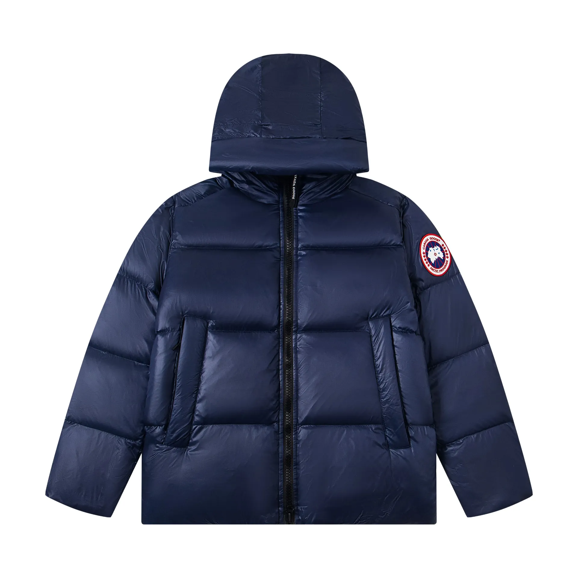 P790 model number: G122 Canada Goose's new Crofton series of lightweight couple's hooded down jacket 1️⃣The fabric is made of recycled Feather-Light tear-resistant fabric, which is ultra-light and has no sense of weight on the upper body. The unique black label highlights the temperament. The interior is filled with white duck down, making the upper body very light and comfortable! 2️⃣It is very youthful and energetic, and can be easily worn by both men and women. It is very in line with the fashion aesthetic concepts of today's young people! 3️⃣ Full set of customized accessories, complete with three standards, same style for men and women, a must-have for couples Color: Picture color Size: S, M, L, XL